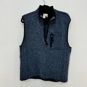 The Territory Ahead V-Neck Lambswool warm solid blue Vest half zip Sz medium